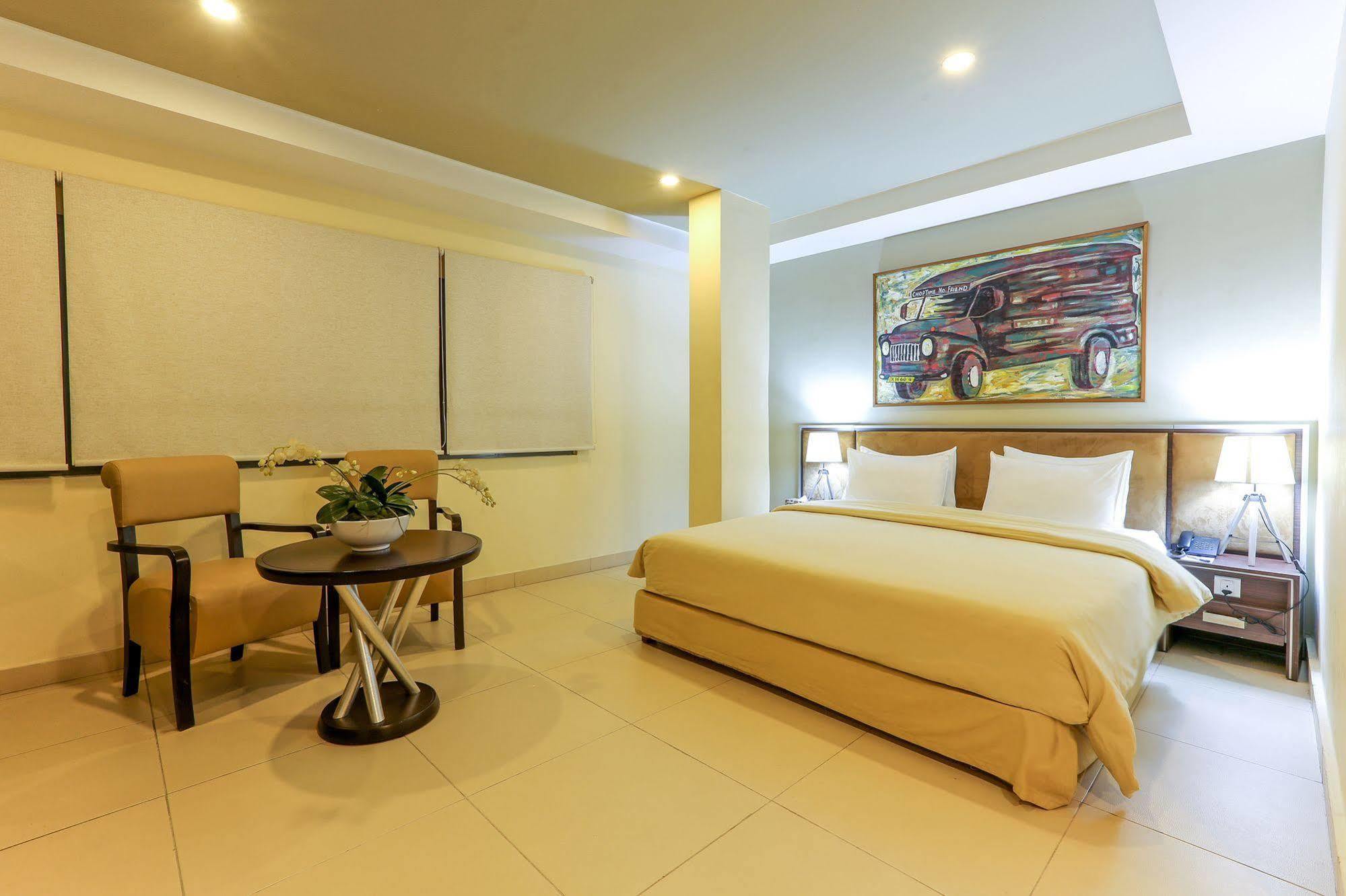 Frankie'S Foods And Rooms Accra Buitenkant foto